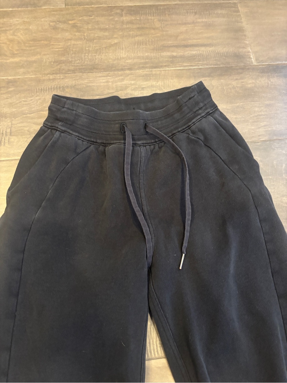 Lululemon Scuba Relaxed High-Rise Jogger Black 25” - Picture 4 of 11